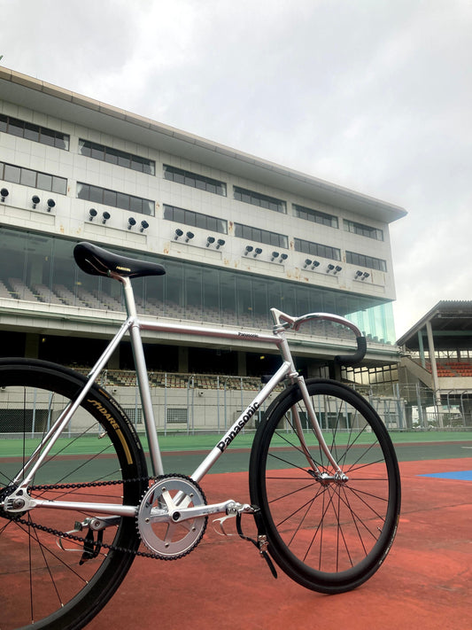 クロモリフレームのしなり？ぺルビス選手のもがき動画（再投稿）