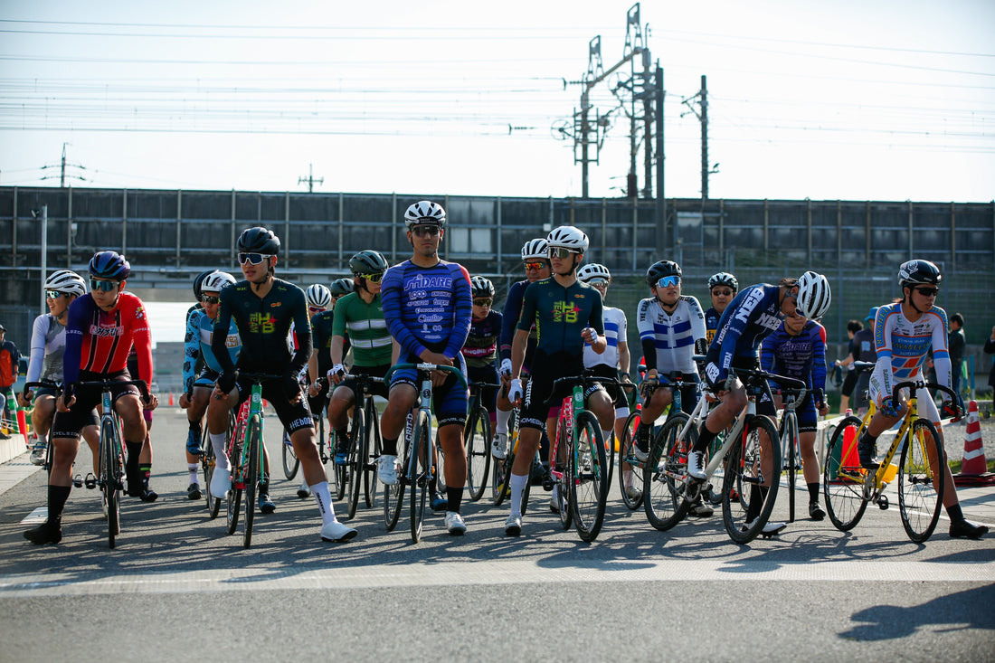 See you at the line. 海外勢が日本に集結中 ― sfiDARE CRIT vol.24